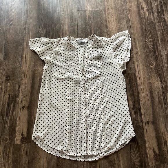 H&M Polka Dotted Pleated Short Sleeve Blouse Sz 8 - Picture 1 of 2